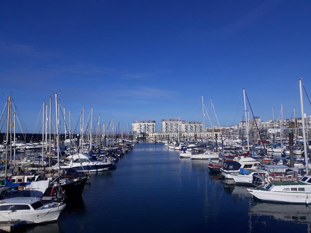 Unique, Loft-Style Apartment With Fantastic Brighton Marina Views Ngoại thất bức ảnh